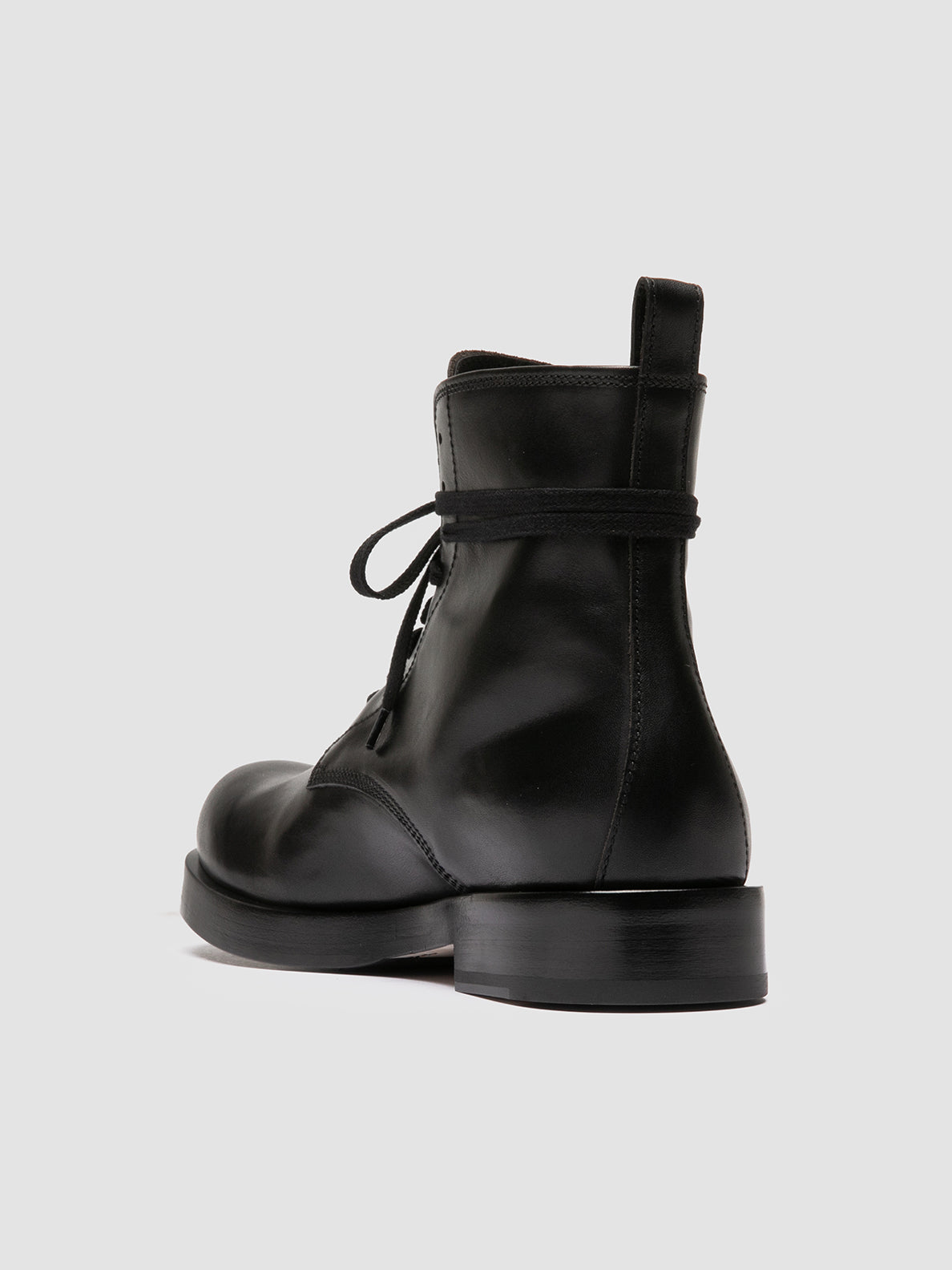 BULLA/002 SPALLA NERO