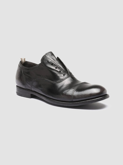 CHRONICLE/122 PATINA IGNIS T. FERRO/SUPERNERO
