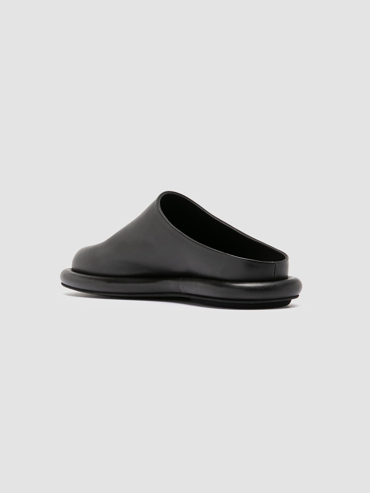 ESTENS/107 BUTTERO NAPPA NERO