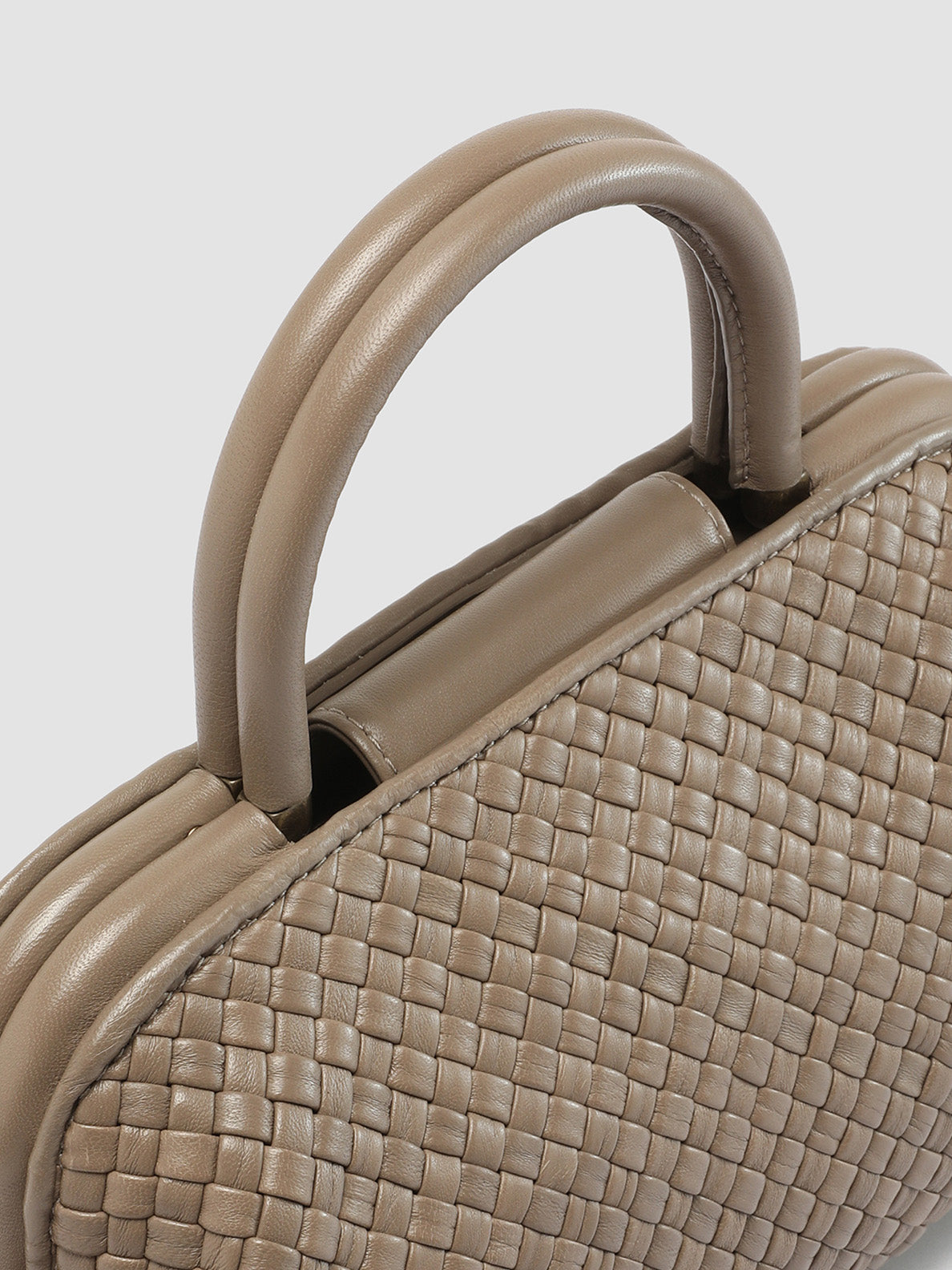 HELEN/21 MIGNON WALNUT