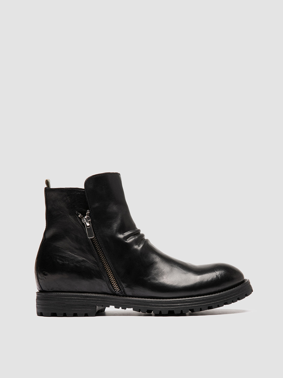 ISSEY RUBBER/009 NOVAK T. NERO