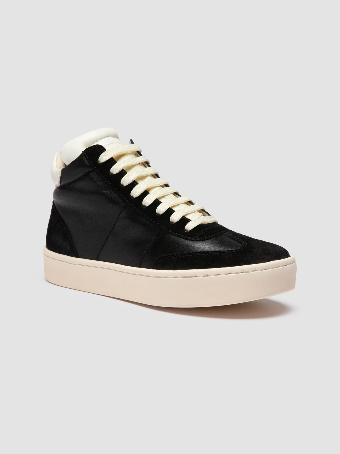 KOMBINED/104 OLIVER/GIANO/GIANO BLK/BLK/TOFU_F.DO BLANC