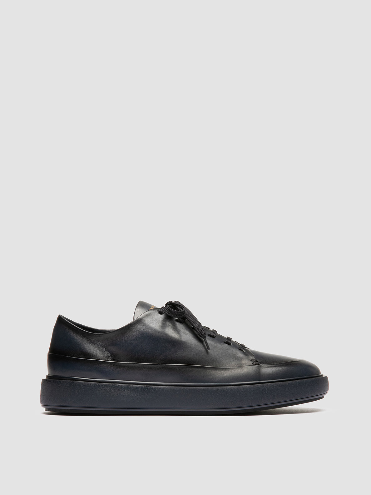 RELEASE/001 AERO BUTTERO NAP. TONAL BLU MARINE